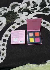 NEW HOT MESS CUTE EYESHOW  MINI PALETTE