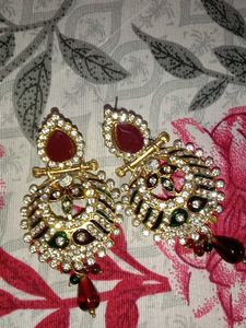 Earings