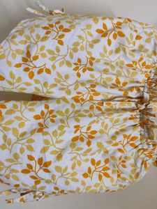Women&#39;s Floral Shorts With Pockets