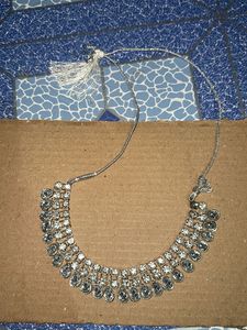 New Necklace Good Condition