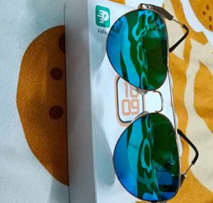 Premium Quality Gent's Blue Aviator Sunglasses