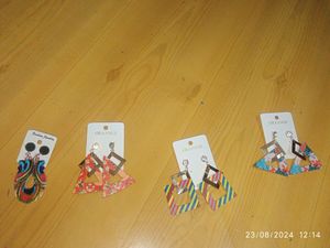 Earings