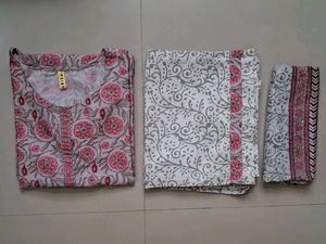 Floral Print Kurti Suit Set