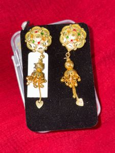 Gold Flower Dangle Earrings
