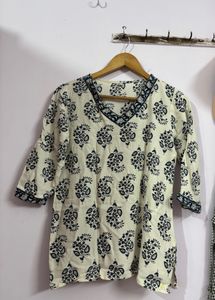Floral Print Casual Top