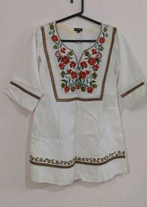 Embroidered Tunic Top