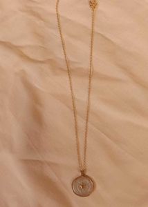 ✨ Gold-Tone Star Pendant Necklace ✨
