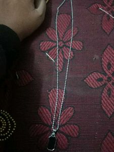 Elegant Gold-Tone Necklace