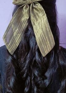 Golden Bow Hair Clip