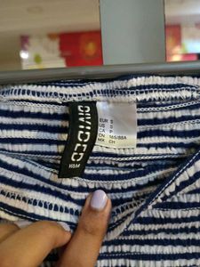 H&amp;M Divided Blue and White Striped Smocked Top