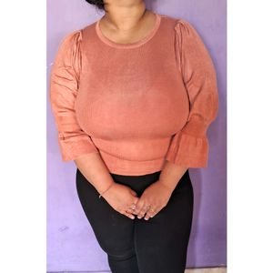 Peach Baloon Slevees Woolean Top