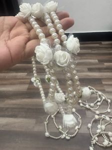 Pearl &amp; Floral Headgear