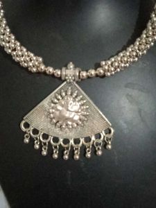 Navratri Oxxodise Neacklless