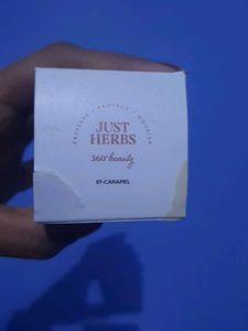 “Long Wear Weightless Foundation | Used 20%