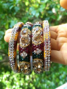 Sparkling Bangle Set