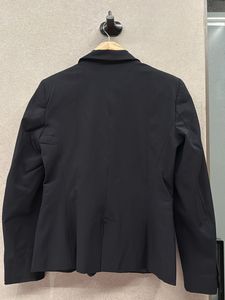 Zara Black Blazer - Stylish &amp; Chic