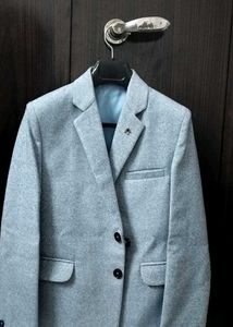 8to 10 year boy Light Blue Blazer
