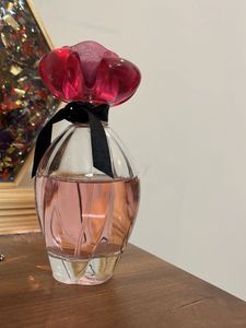 Guess Eau de Parfum - Floral &amp; Fruity