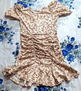 💮🏵️Floral Ruched Mini Dress💮🏵️