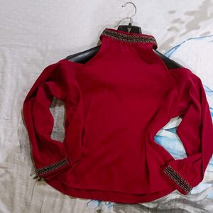 Elegant Magenta Cold Shoulder Top