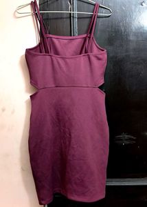Mauve shoulder straps cut out detail sheath dress