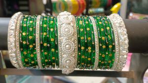 Green Bangle Set