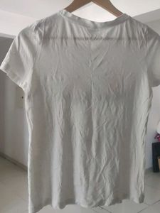 ONLY TEE