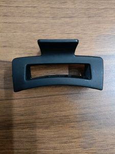 Black Hair Claw Clip Pack of 1