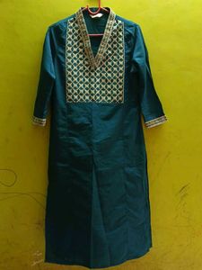 Elegant Blue Embroidered Kurta
