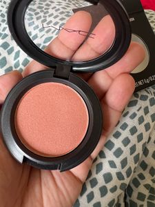 Mac Sheertone Shimmer Blush- Sunbasque