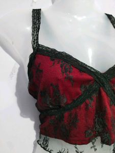 Y2K LACE TOP