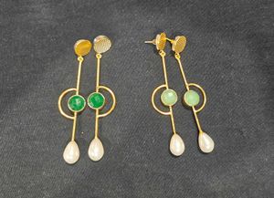 Jaipuri Stone Earrings Golden 1 Pair