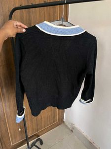 Chic Black Cardigan with Blue Trim