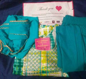 ❤️Green Kurta Set 😍