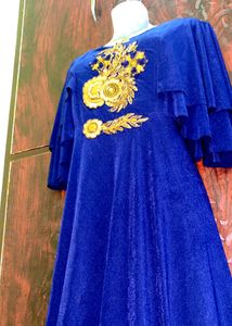 Heavy Blue Embellished Gown with CanCan inside❤️