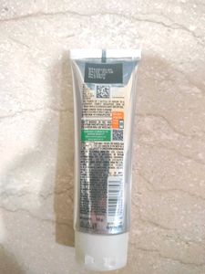 Garnier Bright Complete Serum Cleanser