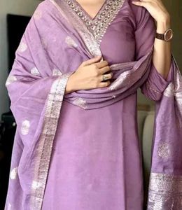 Elegant Lavender Kurta Set
