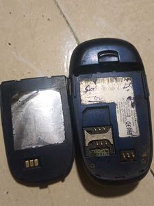 Vintage Samsung Flip Phone