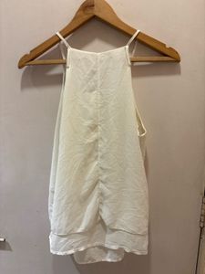 Beautiful Top With Nice Ruffles On Neck