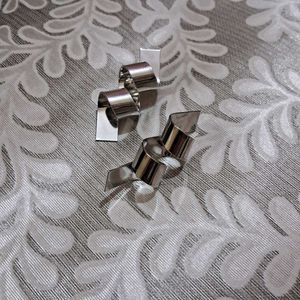 Abstract Silver Ribbon Earrings