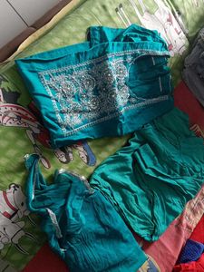 10 Combo Suit Available