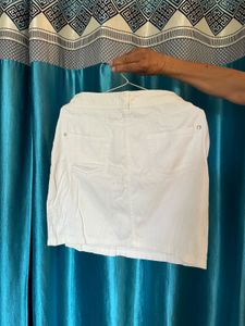 Basic One White Skirt