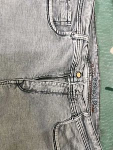 Bifold Gray Wash Jeans