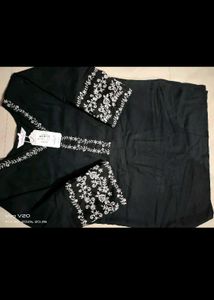 Embroidered Tunic Top