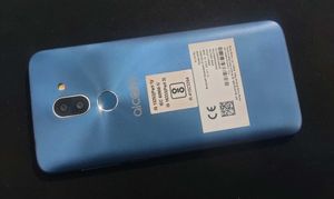 ALCATEL 3X (4G VOLTE) Smartphone in New Condition.
