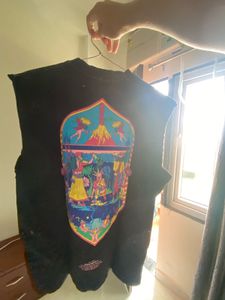 Graphic Print T-Shirt