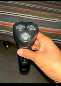 Philips Aquatouch Shaver