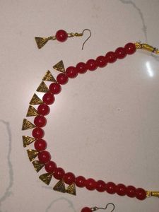 Red Beaded Necklace Set