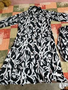 Chic Black &amp; White Dress