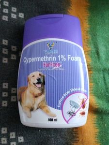 Dog Shampoo For Free from Ticks And Fleas